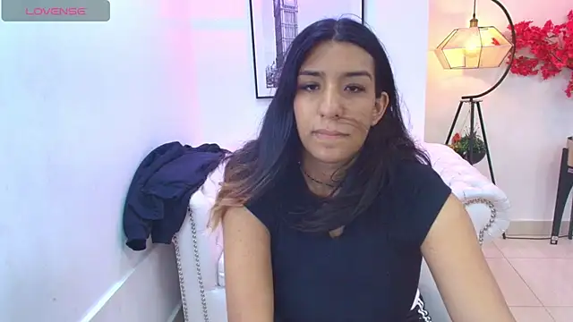 Snapshot of Stephany_triana chatting on May 2026 07:32:01 PM Stephany triana online show from May 2026 07:32:01 PM