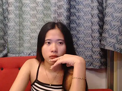 Snapshot of petiteasian_pinaygirl chatting on July 2026 05:42:02 AM petiteasian pinaygirl online show from July 2026 05:42:02 AM
