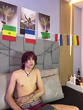 Mika love milo online show from June 2026 03:38:01 AM