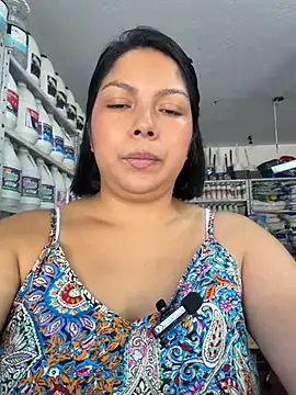 ISABELLA  LUNA online show from July 2026 02:30:01 PM
