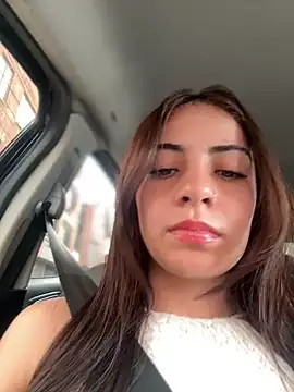 Hanna Cruz  online show from June 2026 05:17:01 PM