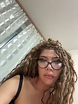 JessicaNichols  online show from May 2026 02:03:02 PM