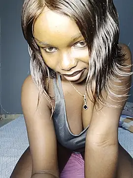 Sexymaurine online show from May 2026 08:43:02 PM