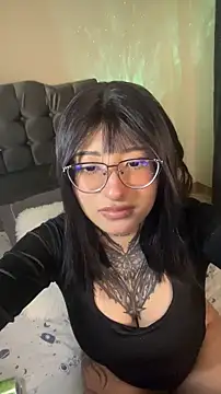 noellerubi online show from May 2026 03:26:02 AM