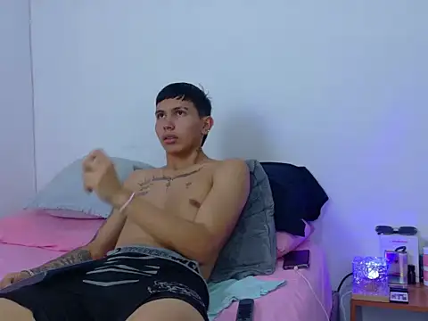 skoook gray  online show from July 2026 08:35:01 PM