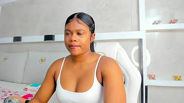 juliana smithh online show from June 2026 02:46:01 AM