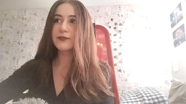 Pollykiss online show from June 2026 10:40:01 AM