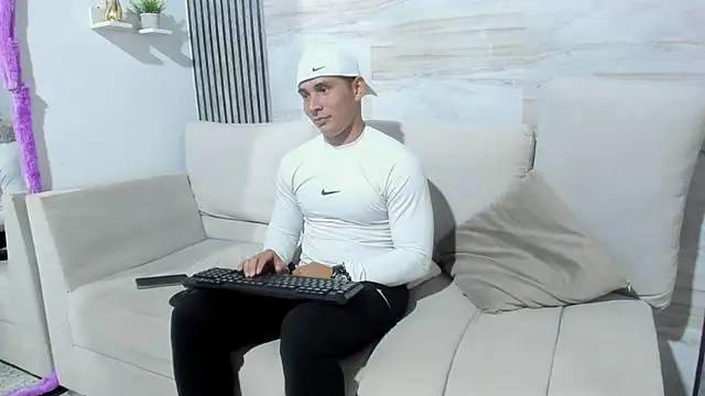 dylan viper online show from June 2026 03:08:02 AM