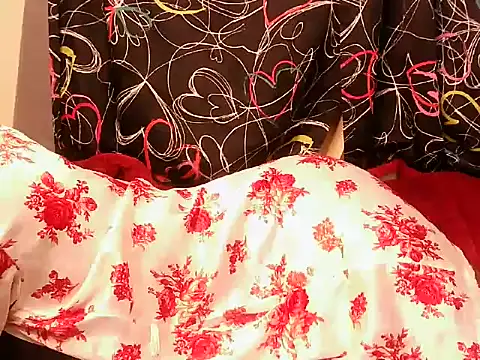 Snapshot of mesh_cutie chatting on May 2026 08:17:01 PM mesh cutie online show from May 2026 08:17:01 PM