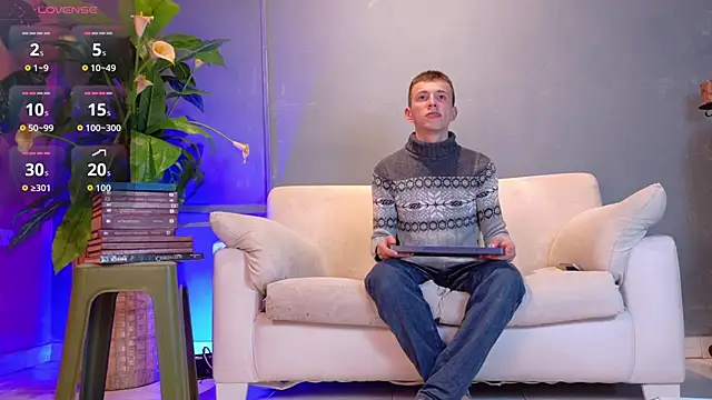 Thiiago twink online show from June 2026 01:22:01 AM