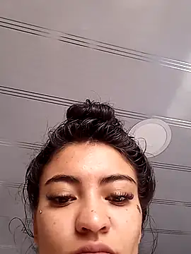 Perla-stone1 online show from June 2026 08:55:02 PM