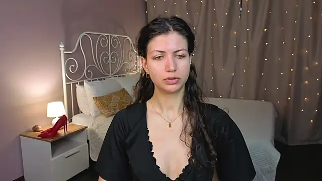 NoelPerfect online show from July 2026 05:32:02 AM