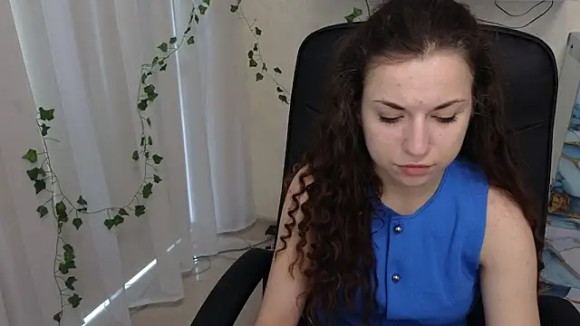 Ulyanixx online show from June 2026 04:07:02 AM