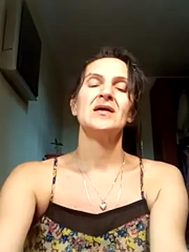 Snapshot of Alene_Lorrie chatting on July 2026 12:31:01 PM Alene Lorrie online show from July 2026 12:31:01 PM