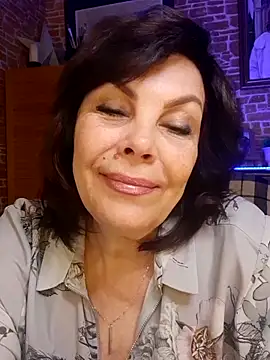 Snapshot of SannyMI-LF chatting on May 2026 10:11:02 PM SannyMI-LF online show from May 2026 10:11:02 PM