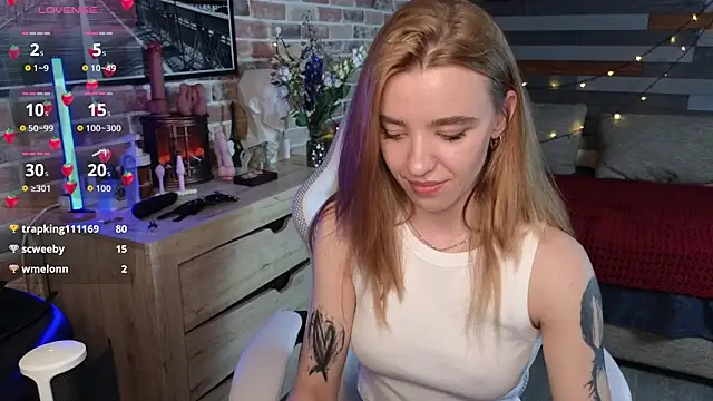 Snapshot of eva_swetty chatting on May 2026 01:57:16 AM eva swetty online show from May 2026 01:57:16 AM