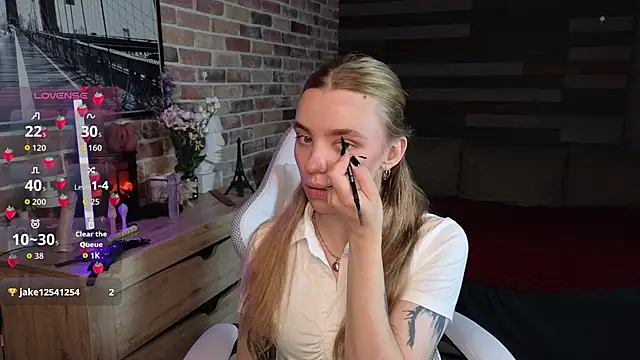 Snapshot of eva_swetty chatting on June 2026 09:17:02 PM eva swetty online show from June 2026 09:17:02 PM
