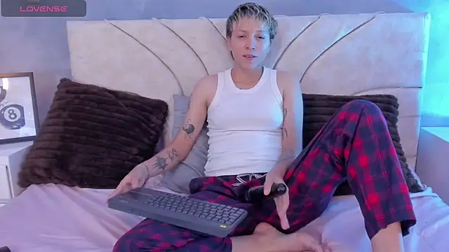 vane grey online show from June 2026 07:51:02 PM