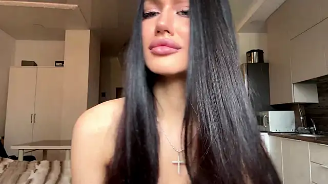 Moonelle Nixi online show from May 2026 12:01:01 PM