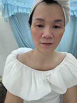 Snapshot of Lye_lovely chatting on July 2026 03:02:02 AM Lye lovely online show from July 2026 03:02:02 AM