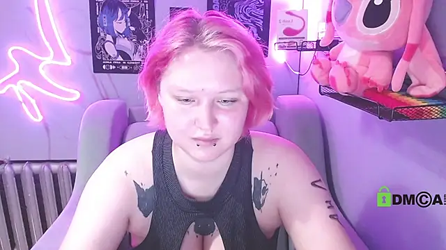 Snapshot of DolliRosees chatting on June 2026 04:08:01 AM DolliRosees online show from June 2026 04:08:01 AM