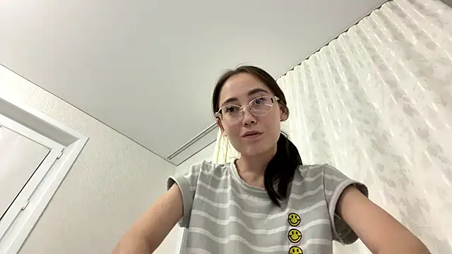 Snapshot of VickieTrudo chatting on July 2026 09:14:01 PM VickieTrudo online show from July 2026 09:14:01 PM