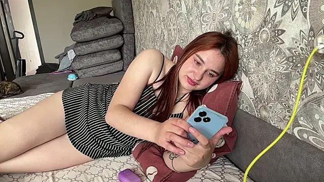 Cherryliveo online show from June 2026 06:52:02 AM