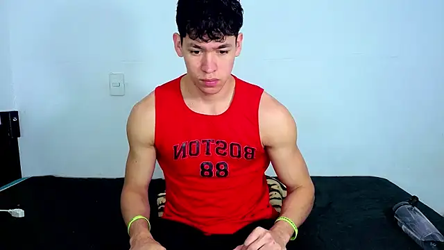 Luke Muscle online show from June 2026 12:30:01 PM