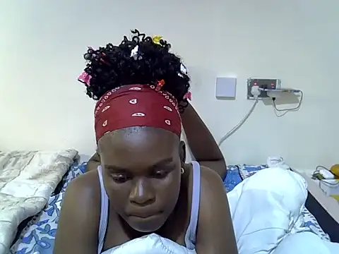 creamypetite online show from July 2026 09:15:02 AM