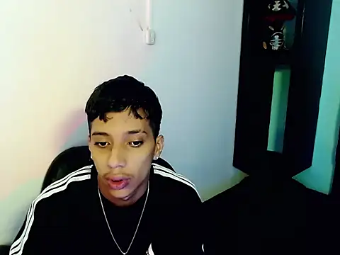 jl brayan12 online show from July 2026 04:18:01 AM
