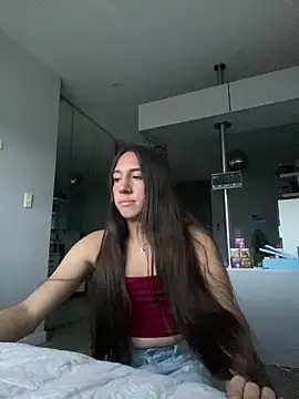 Tianapaezrr online show from May 2026 11:02:01 PM