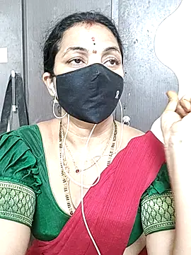 Snapshot of Leela_555 chatting on June 2026 03:28:02 PM Leela 555 online show from June 2026 03:28:02 PM