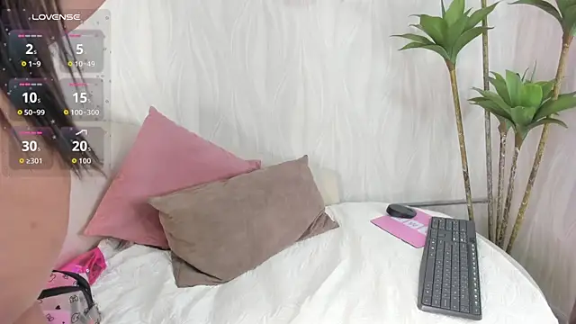 natalie fox   online show from July 2026 11:38:01 AM