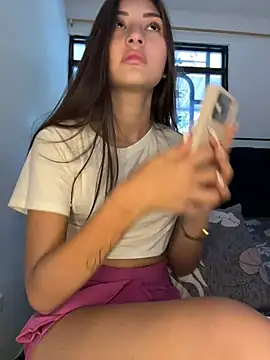 Snapshot of Aylin-fire chatting on July 2026 06:34:02 PM Aylin-fire online show from July 2026 06:34:02 PM