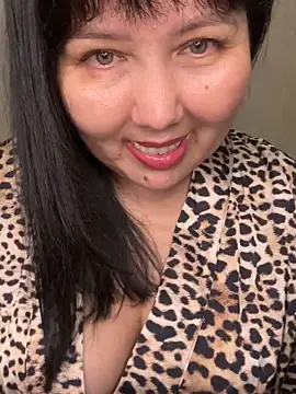 Snapshot of Love__beby chatting on June 2026 10:11:02 PM Love beby online show from June 2026 10:11:02 PM