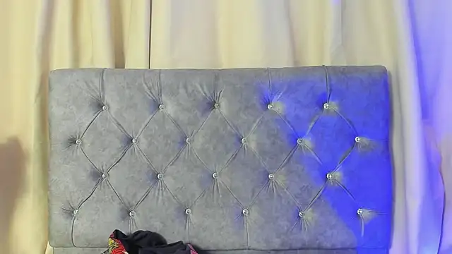 AbbyCollins   online show from June 2026 07:37:02 PM