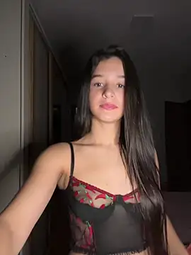 julhya duarte online show from May 2026 09:27:02 AM