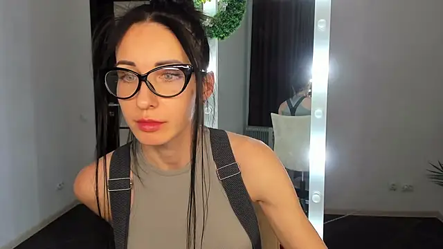 BouncySweety online show from December 2024 03:31:02 PM