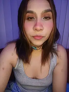 Snapshot of amstheynovak chatting on May 2026 01:24:01 AM amstheynovak online show from May 2026 01:24:01 AM