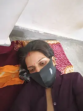 Snapshot of Neha-ji chatting on June 2026 06:32:02 PM Neha-ji online show from June 2026 06:32:02 PM
