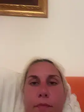 Sofia beee online show from July 2026 09:21:02 PM