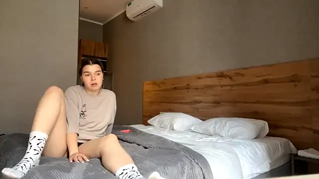 Passion Couple  online show from June 2026 09:26:01 AM