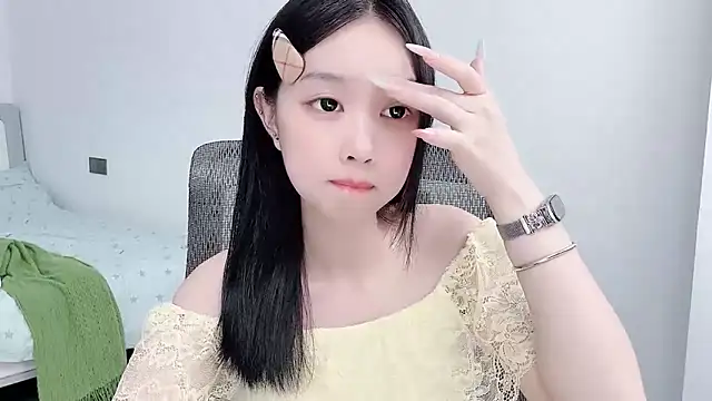 Snapshot of Yoyo33355 chatting on July 2026 03:20:01 AM Yoyo33355 online show from July 2026 03:20:01 AM