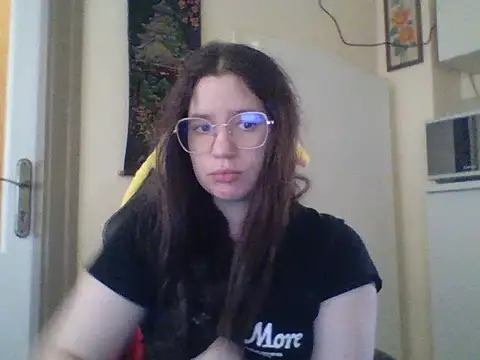 Snapshot of SzexiMacska chatting on May 2026 10:12:01 AM SzexiMacska online show from May 2026 10:12:01 AM