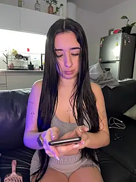 Snapshot of Belindapradez chatting on May 2026 01:47:02 AM Belindapradez online show from May 2026 01:47:02 AM