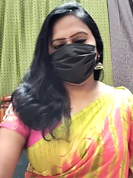 Snapshot of Meera_mia chatting on July 2026 07:27:01 PM Meera mia online show from July 2026 07:27:01 PM