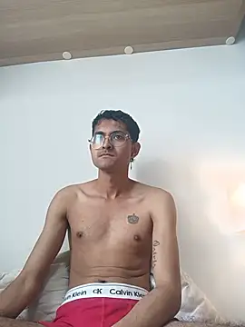 Snapshot of xanderlover chatting on June 2026 05:37:02 PM xanderlover online show from June 2026 05:37:02 PM