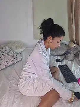 Nadia-Monroe online show from July 2026 06:22:02 PM
