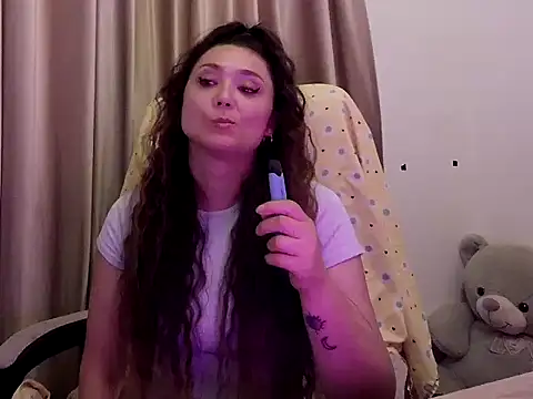 Lola Creolla online show from May 2026 11:29:02 AM