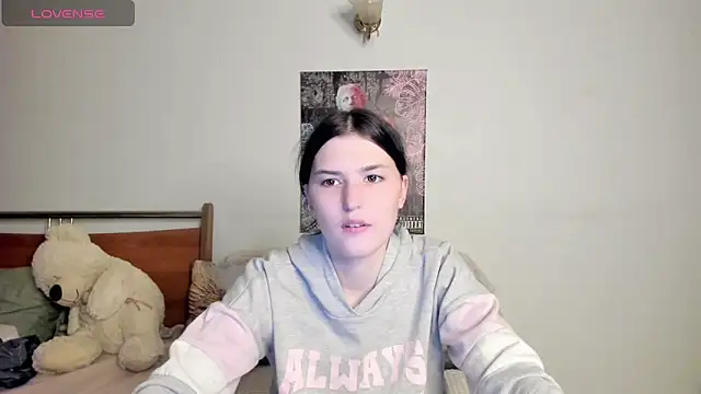 Snapshot of Kira_Devi chatting on June 2026 07:16:02 PM Kira Devi online show from June 2026 07:16:02 PM